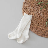 Soft Cable Knit Socks: White